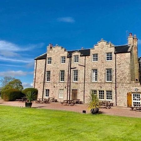 Shieldhill Castle Hotel Biggar Exteriér fotografie